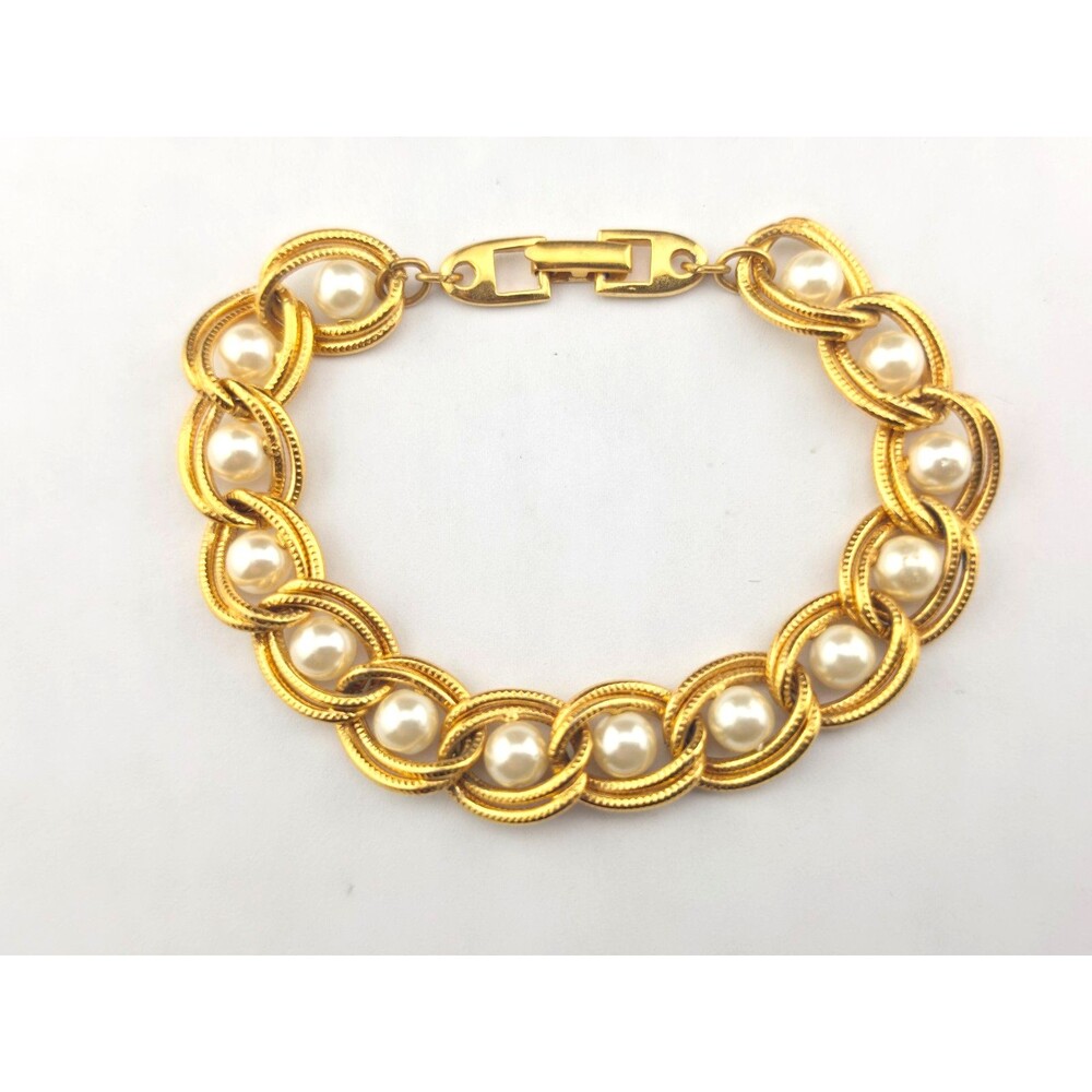 Vintage Naipier Gold Plated Double Oval Link White Lucite Pearl 7.25" Bracelet